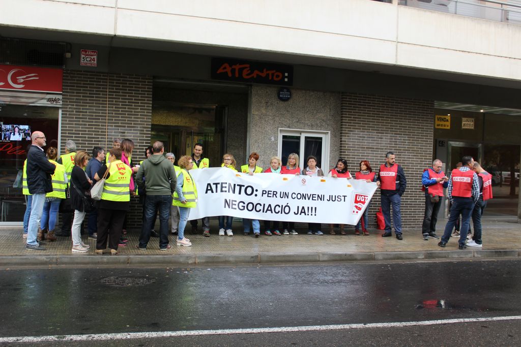UGT-Terres de Lleida demana desbloquejar el conveni col·lectiu del sector del contact center