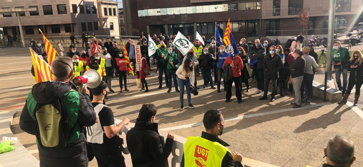 ugt-presons-protesta-treballadors-preso-jutajts-18112021